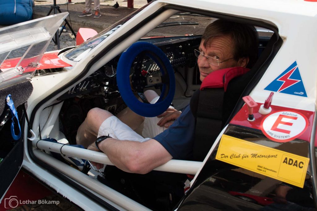 Burghard Brink mit dem Lancia Stratos, der 2012 die ADAC Rallye Masters Division 8 (historische Fahrzeuge) gewann. Hier bei der technischen Abnahme der »Rally Lana Storico«.